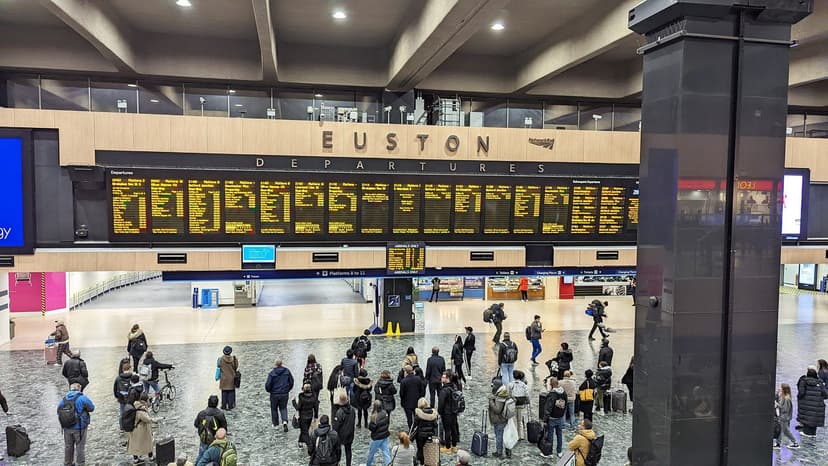 Euston Luggage Storage | 24hr Secure & Convenient Luggage Storage