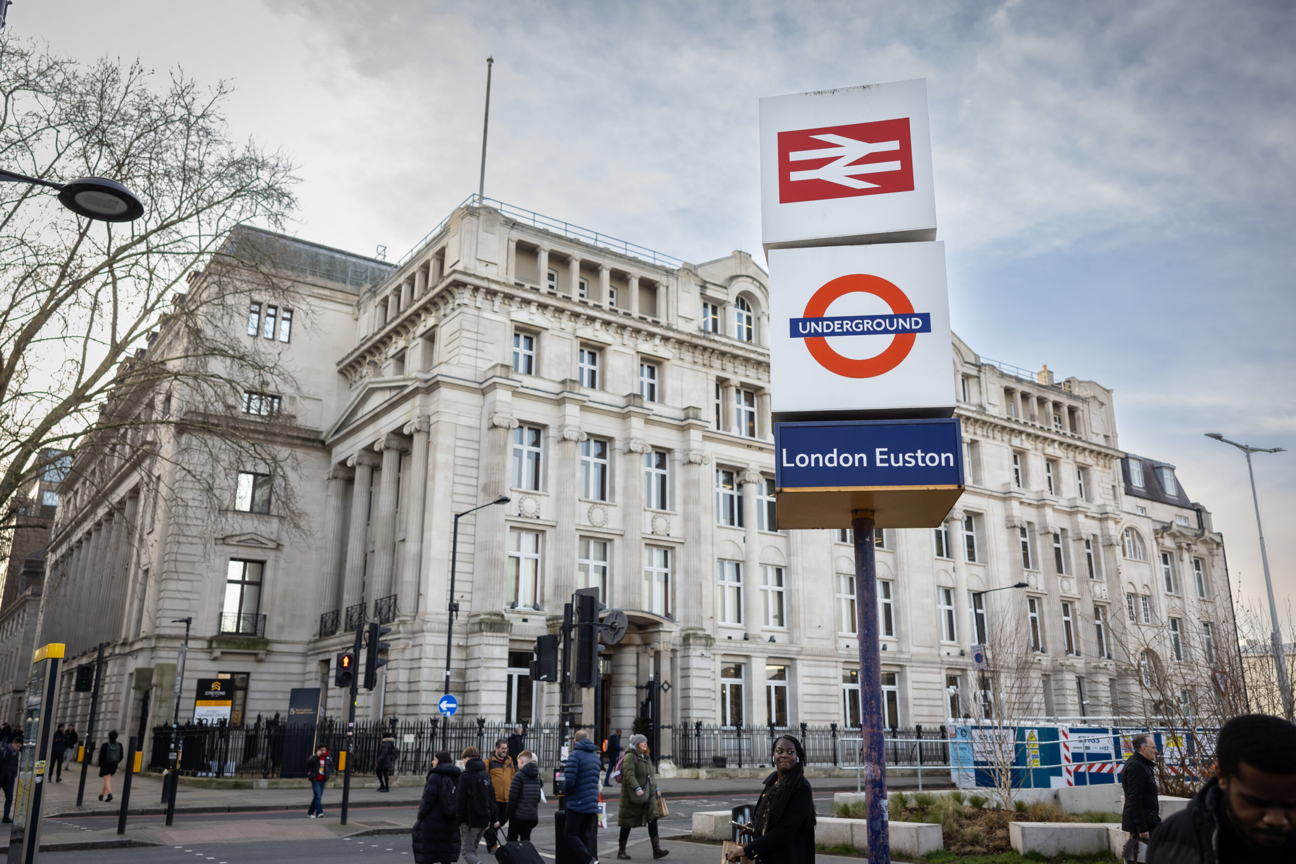 Is Luggage Storage at Euston Station Worth It for Tourists?
